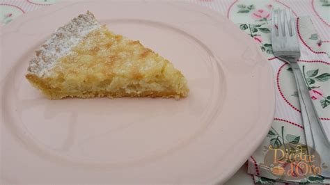  Crostata di Riso al Latte: Una Tentazione Cremosa che si Scioglie in Bocca come la Nebbia Alpina!