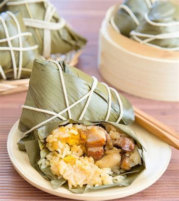  Zongzi di Yancheng: Un delizioso connubio di riso glutinoso e farcitura salata che riscalda il cuore!